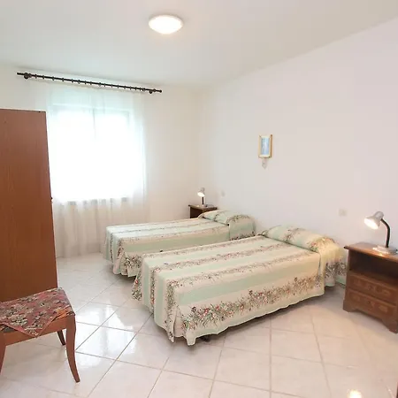 Stinjan 728 Apartamento Pula